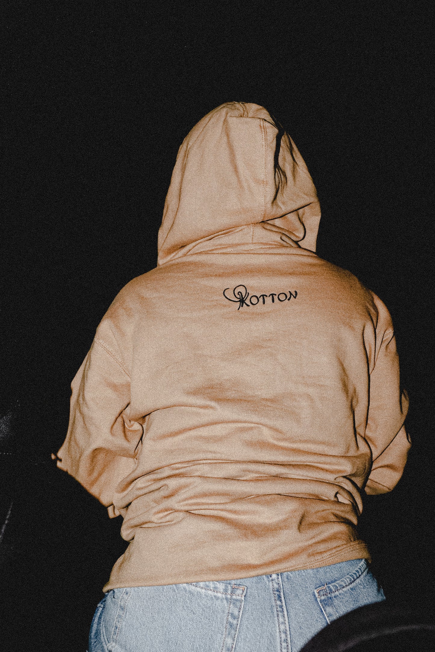 Mid-weight pullover hoodie